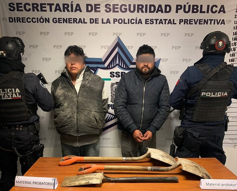 Detienen a dos presuntos huachicoleros en Coronango; fueron sorprendidos en un ducto de Pemex