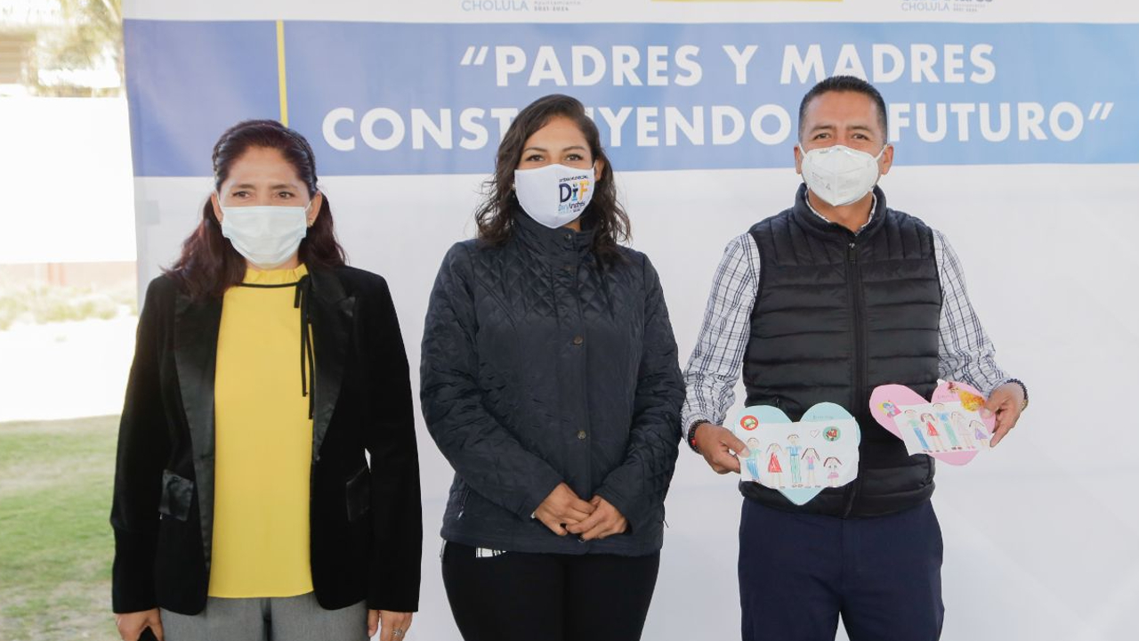 Ayuntamiento de San Andrés Cholula presentó el programa “Padres y Madres Construyendo el Futuro”