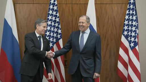 EU considera evacuar a familiares de diplomáticos en Ucrania