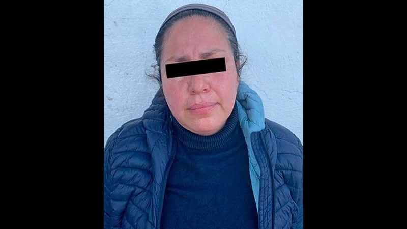 "Se quedo viendo a mi marido": Mujer le rompe la nariz a niña de 12 años por celos en Puebla