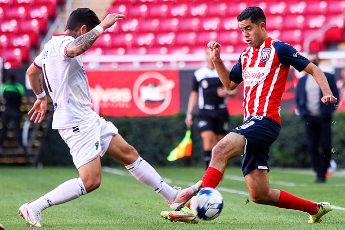 Coyotes de Tlaxcala se robó un punto del estadio Omnilife