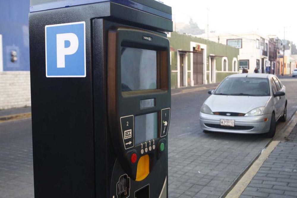 Analizan instalación de parquímetros en Puebla