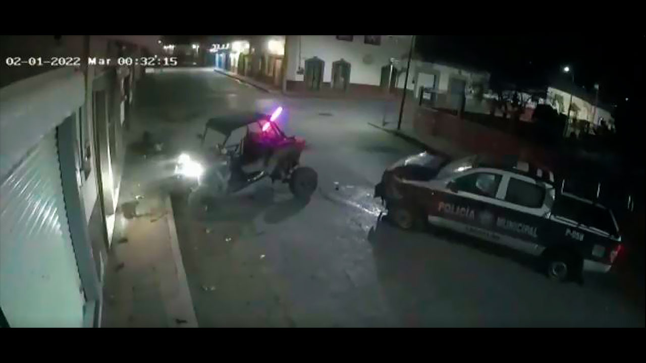 Joven pierde la vida tras ser impactado por una patrulla que presuntamente se dirigía a atender una emergencia