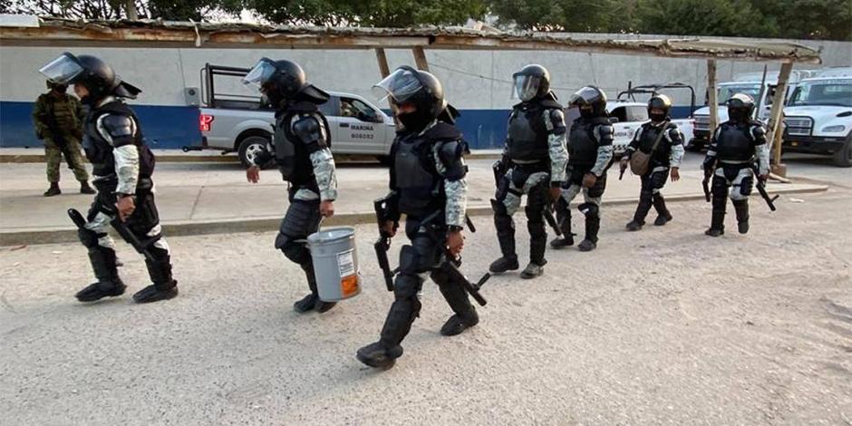 Al menos 17 lesionados entre policías estatales y Guardia Nacional tras motín en penal de Acapulco