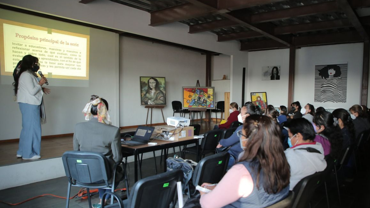En San Andrés Cholula: Orientadoras Educativas de los CAIC reciben capacitación de la SEP 