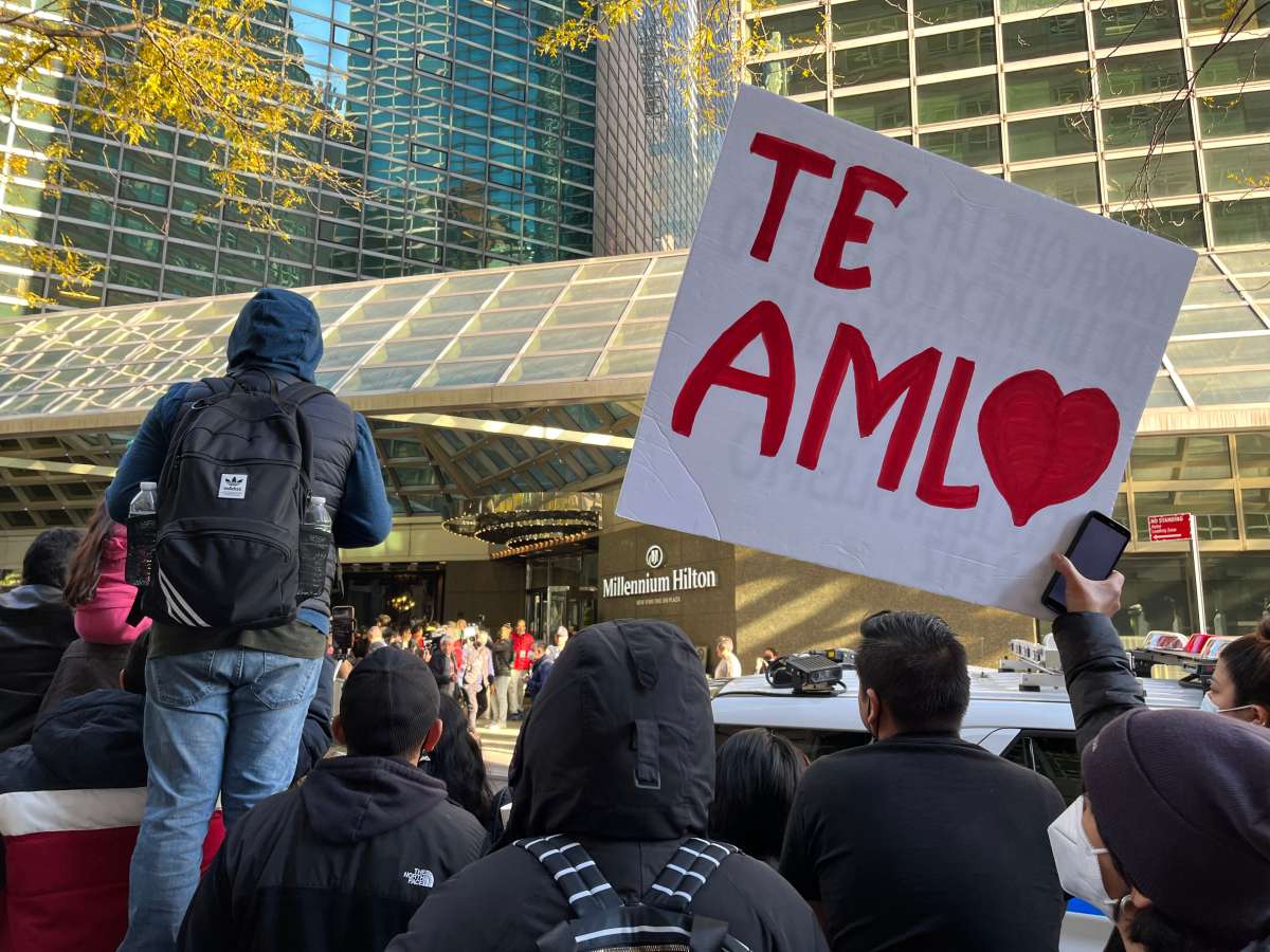 Se mantiene estable la aceptación de AMLO sobre la población mexicana