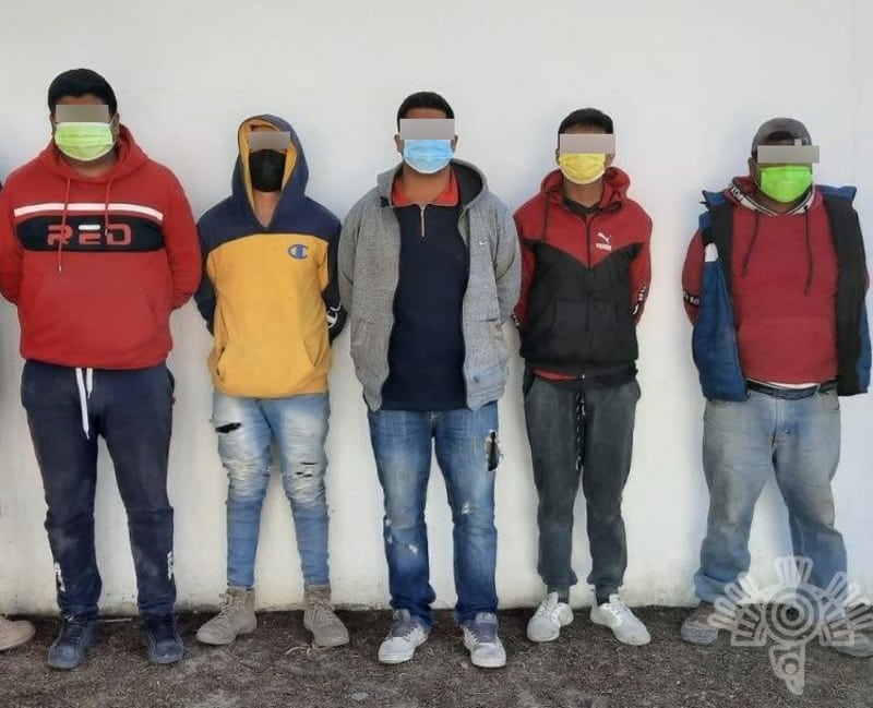 Policía detiene a 6 integrantes de una banda dedicada al robo de camiones en San Martín Texmelucan