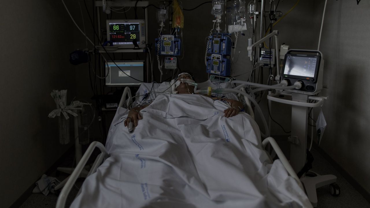 En un lapso de dos semanas murieron 53 niños y adolescentes por COVID en México