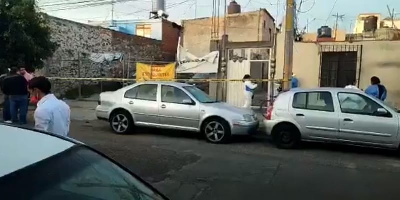 Recibió cinco disparos: Hombre es ejecutado dentro de su propia casa en la colonia Azcarate