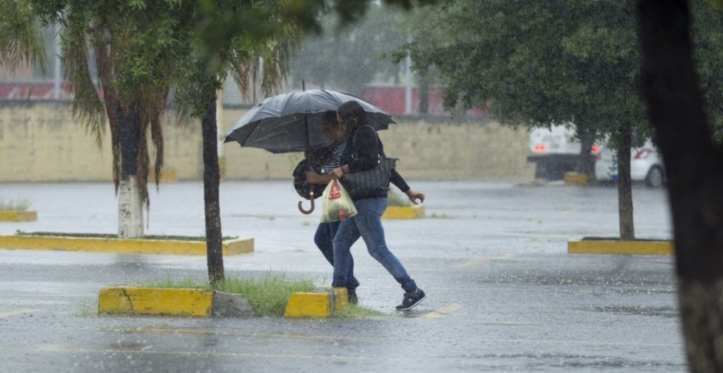 Se prevén lluvias de intensas a  muy fuertes para Sonora, Chihuahua y Durango