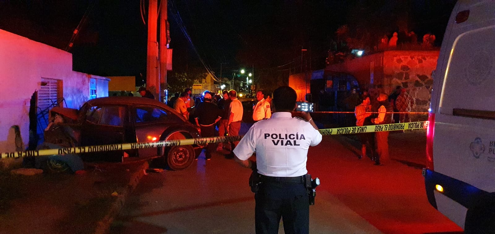 Mueren dos mujeres tras aparatoso accidente vial, en Tizatlán