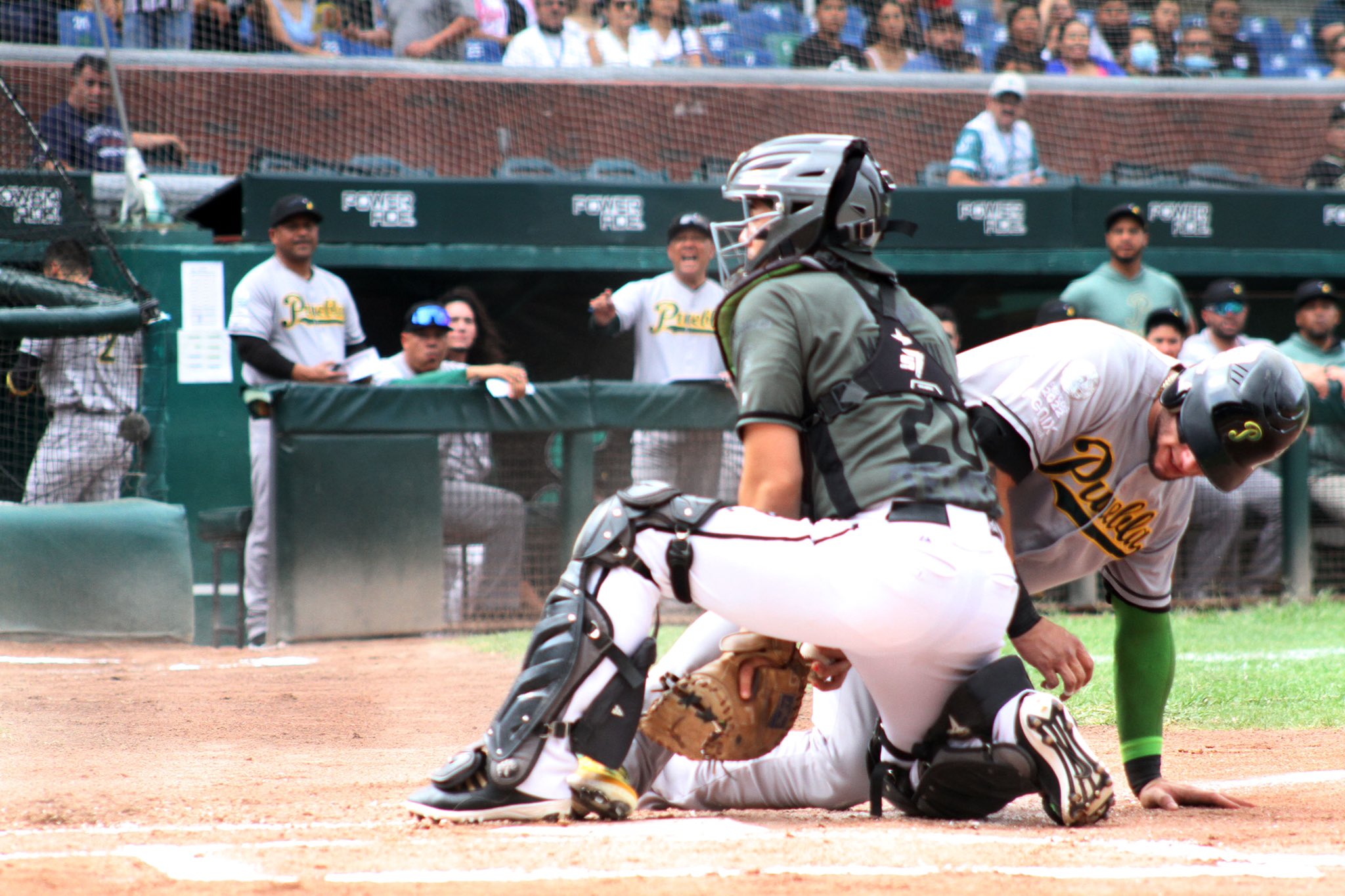 Pericos ya no es líder de la zona sur 