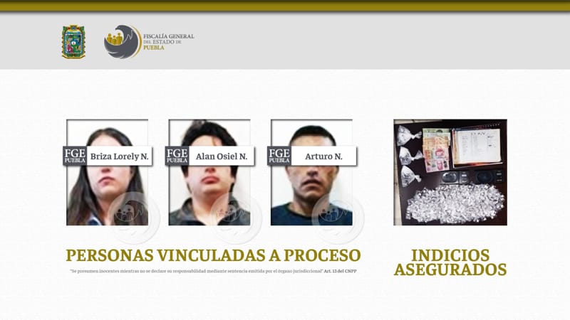 3 personas fueron detenidas durante un cateo en Teziutlán por posesión de drogas