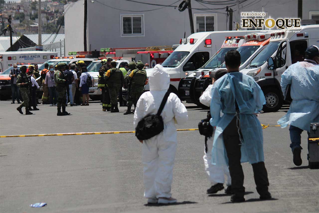 Explosión de fabrica en  Totimehuacán dejó un muerto y 12 lesionados