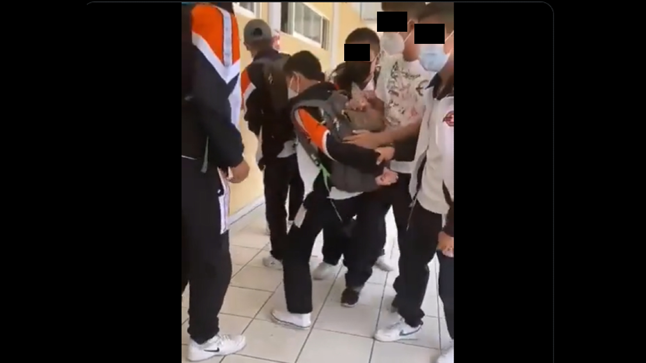 En San Pedro Cholula; exhiben posible caso de bullying hacia un estudiante del CELMA