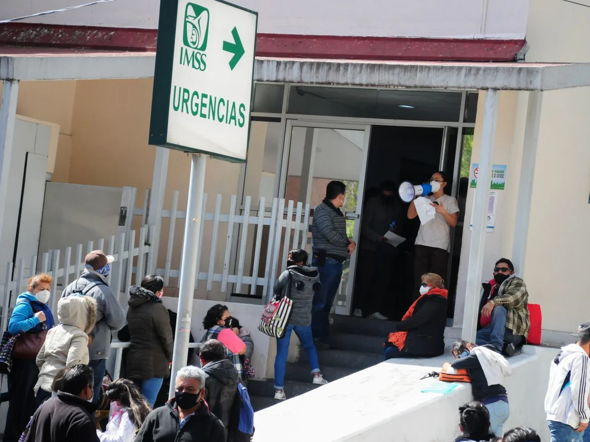 Tras negligencia, IMSS le ofreció a mujer a la que le amputaron la pierna 88 mil pesos