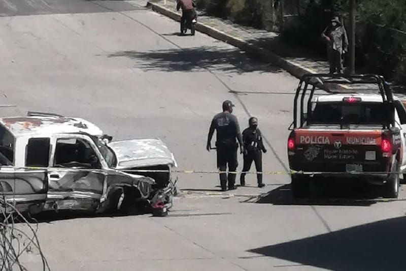Balacera entre grupos delictivos termina con dos hombres muertos y una mujer decapitada en Chiautla