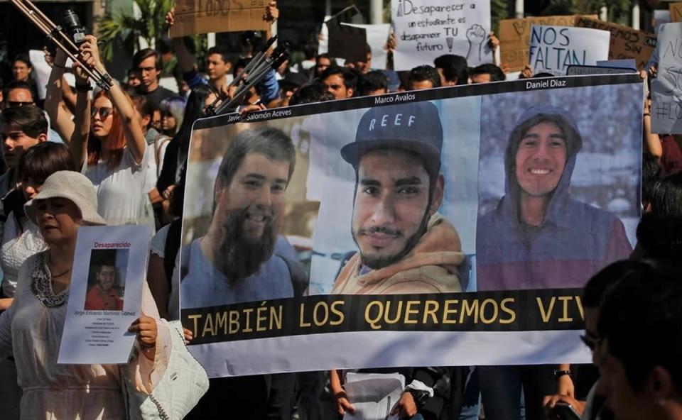 Capturan a presunto involucrado en desaparición de tres estudiantes en Tonalá