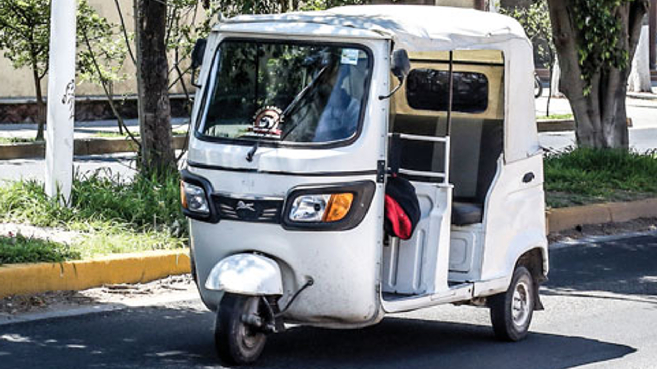 En Cuautlancingo y Coronango buscarían eliminar a los “mototaxis” 