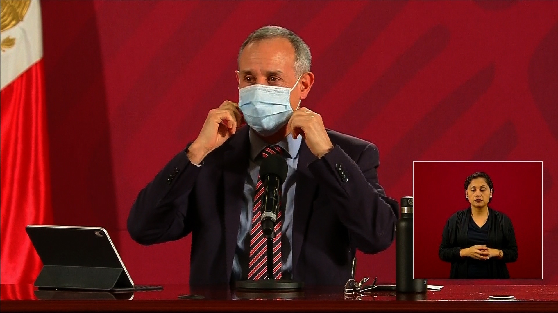 Asegura López Gatell que en México no se estableció como obligatorio el uso del cubrebocas