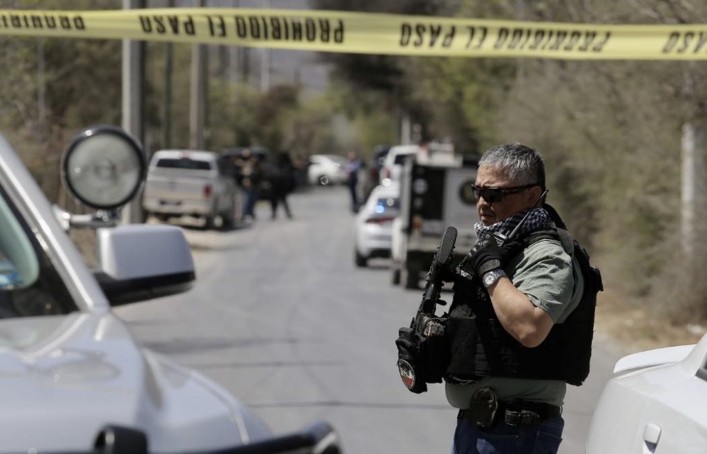 Había ganado ‘muy caro’ en propiedad de 'El Bronco' aseguró Samuel García tras cateo de la Fiscalía