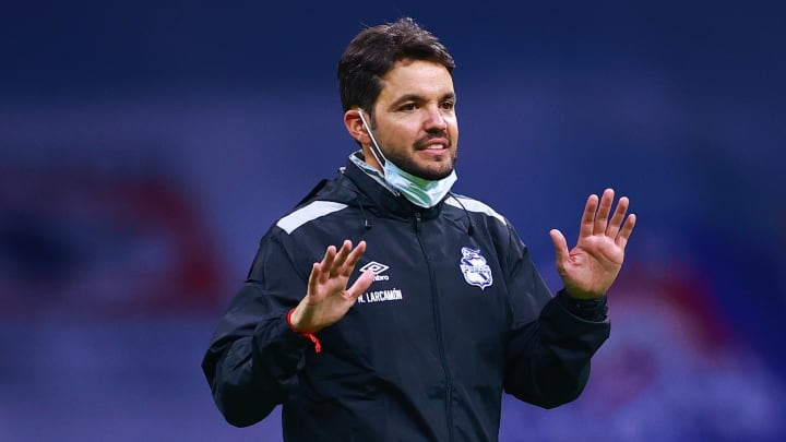 Tigres tiene en la mira a Nicolás Larcamón tras una posible salida del "Piojo Herrera"