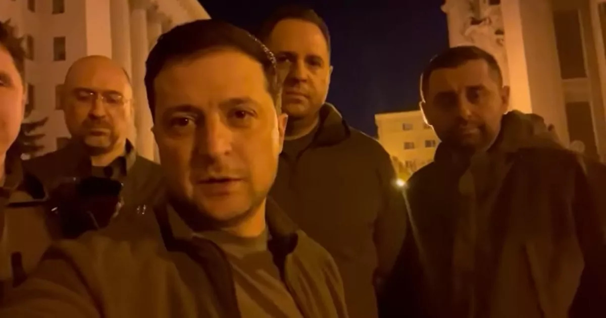 Presidente de Ucrania sobrevivió a 3 intentos de asesinato la semana pasada, según la prensa