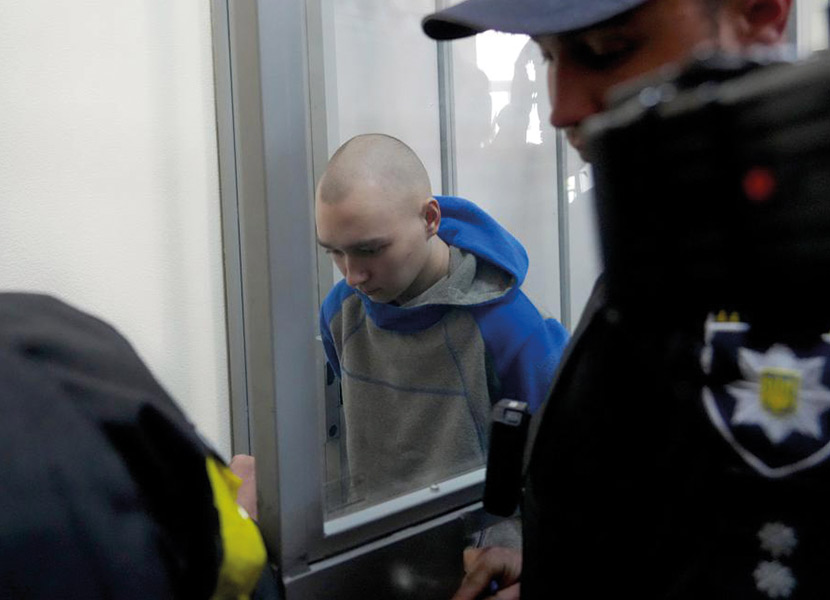 Ucrania realiza primer juicio por crímenes de guerra contra soldado ruso