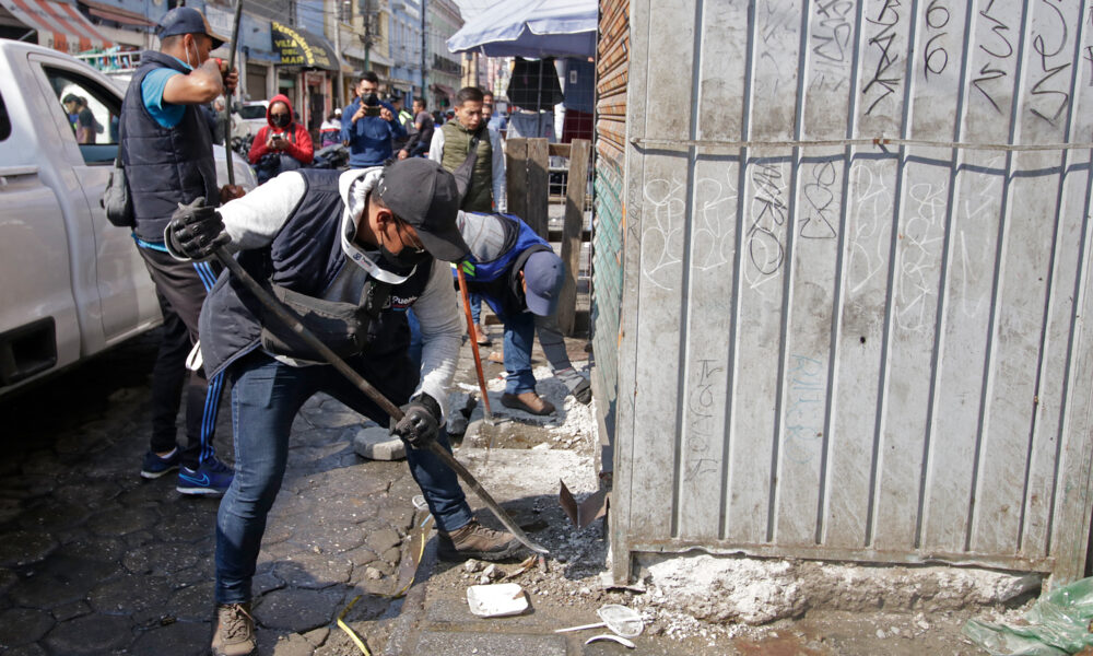 Continuará retiro de casetas abandonadas en el Centro de Puebla