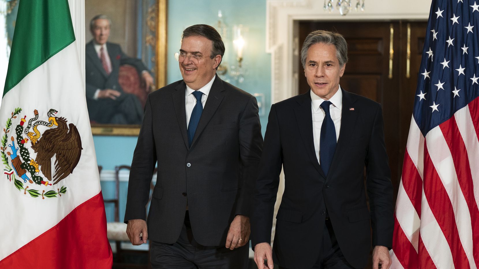 Antony Blinken dio positivo a Covid-19 tras reunirse con Marcelo Ebrard; el canciller se hará una prueba PCR