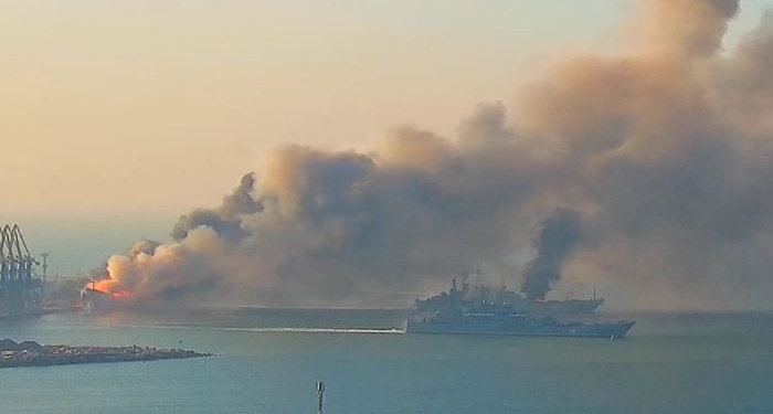 Autoridades ucranianas confirmaron hundimiento de barco ruso en Odesa y derribo de misil en Poltaba