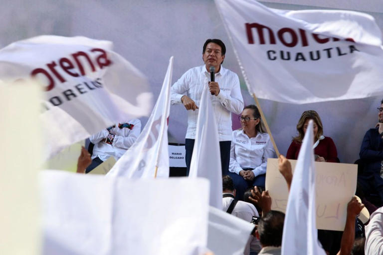 ¿Acarreados? Legisladores y alcaldes de Morena ofrecen traslados a la marcha de AMLO