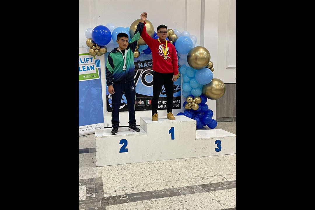 El poblano Alexis Segura, campeón en el Torneo Nacional del Pavo de Levantamiento de Pesas