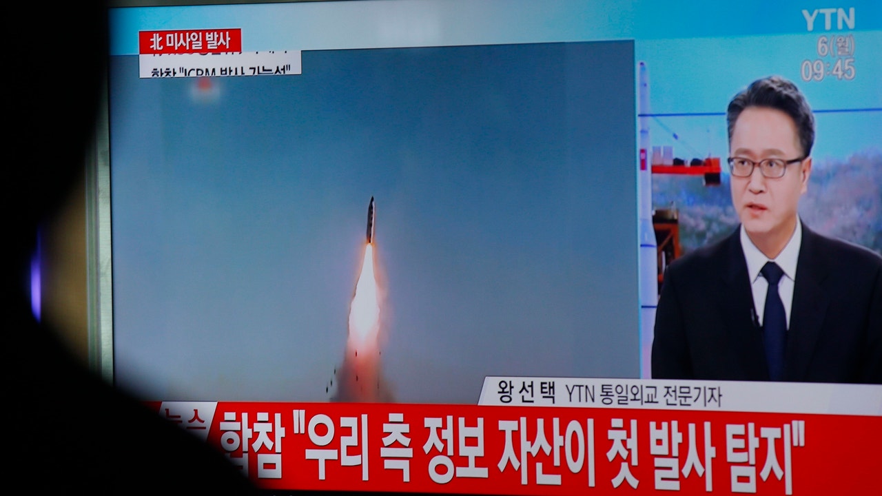 corea norte lanza misil identificado mar japon recorre 4600 pone alerta pais 69