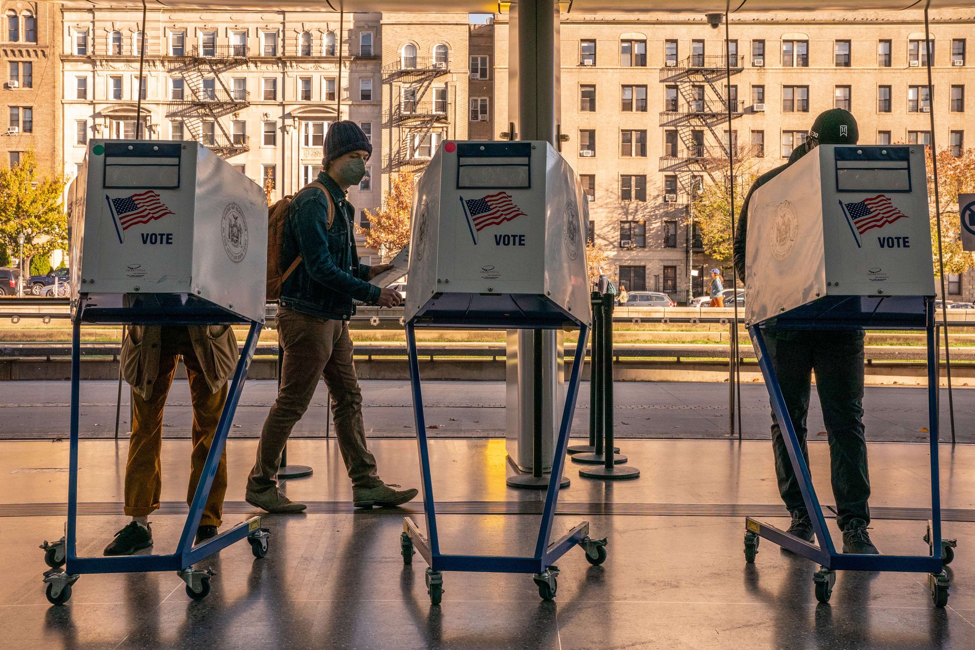 Elecciones intermedias en EEUU 2022: inician elecciones legislativas que definirán composición del Congreso