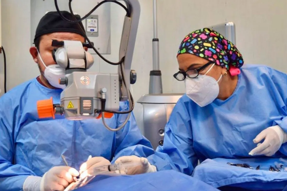 Gobierno Federal lanzará convocatoria para contratación de 749 médicos especialistas; extranjeros y mexicanos pueden participar