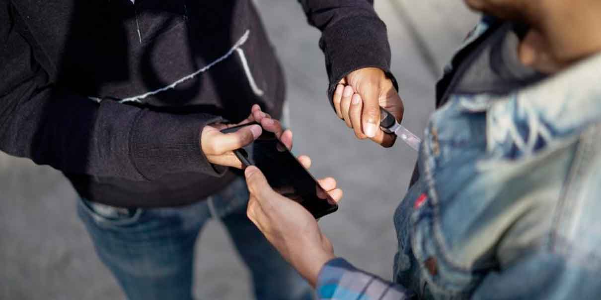 Vendedores de celulares robados en el Centro Histórico están perfectamente organizados: SEGOM