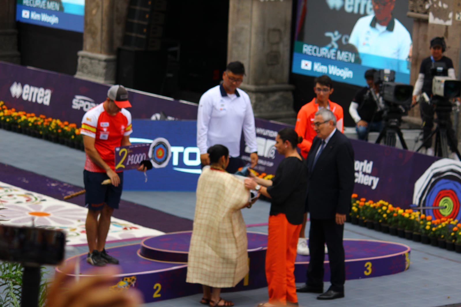 Corea vuelve a apuntarse como campeón de tiro con arco recurvo, ahora en varonil 