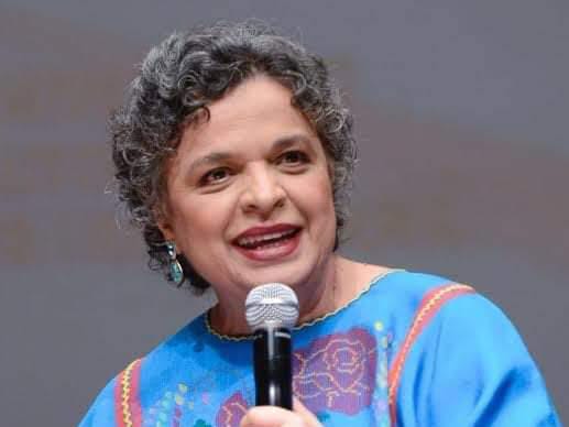 Levanta Beatríz Paredes la mano para ser candidata a la Presidencia de la República