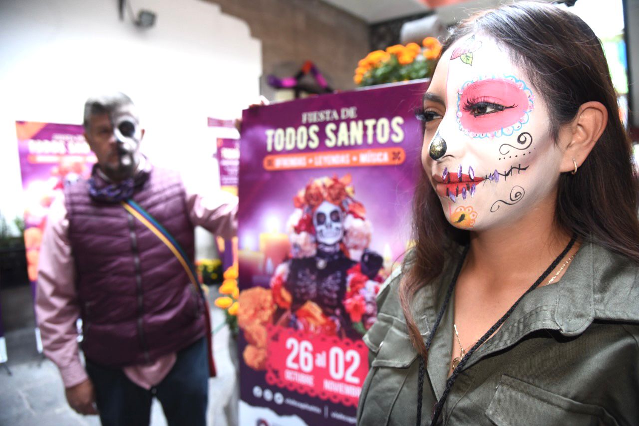 Tlaxcala capital mantiene vivas sus tradiciones del Día de Muertos