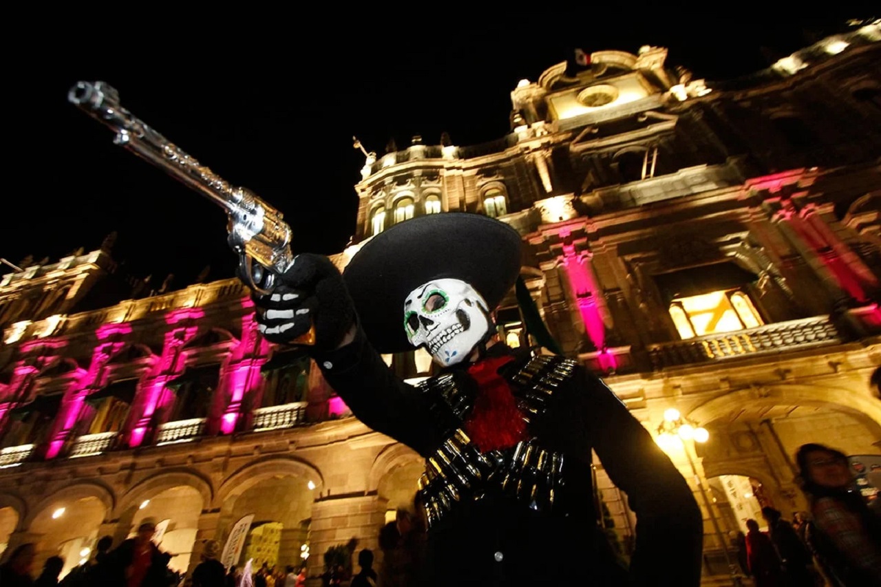 Encuentra aquí los detalles de los desfiles de catrinas y calaveras que se realizarán en Puebla