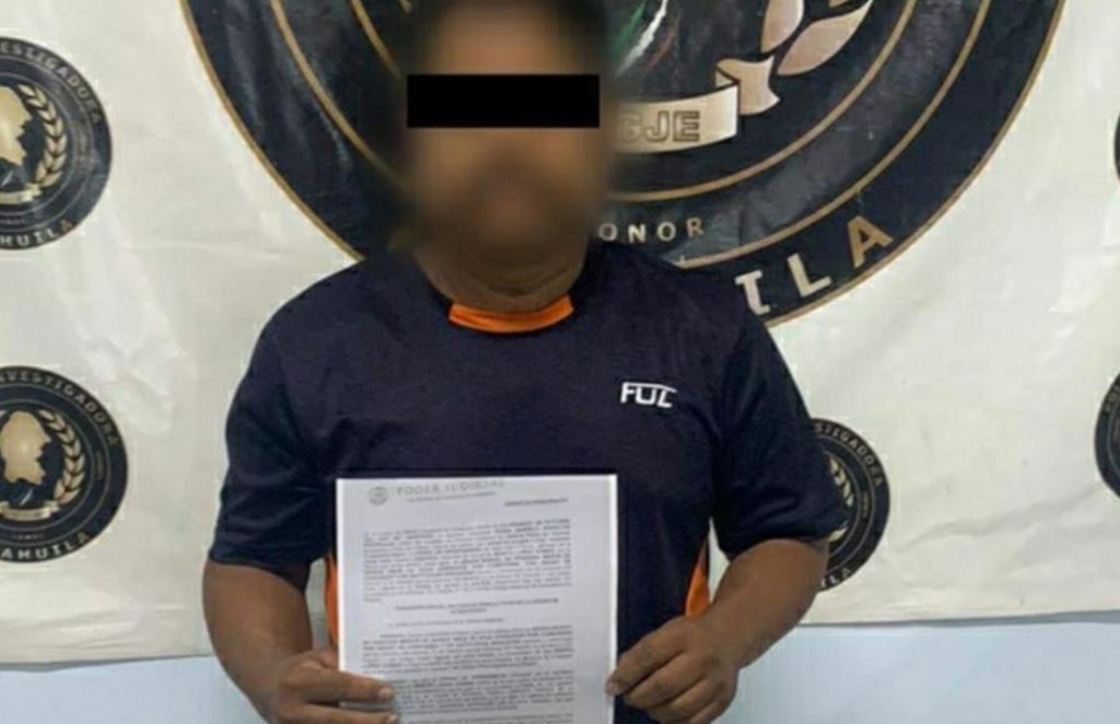 "Jugaban a los novios con las alumnas": Maestro de primaria es detenido tras abusar de una niña de 8 años