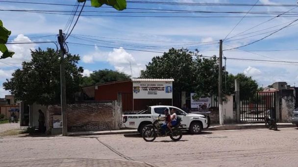 Menor es arrestado tras amenazar con hacer ‘su primer tiroteo’ en secundaria de Nayarit