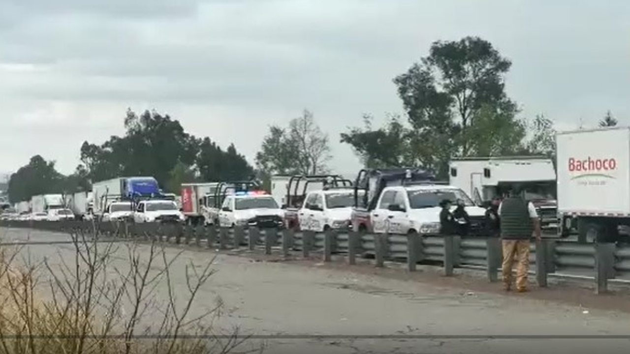 En Coronango; ubican a un grupo de migrantes sobre la autopista México – Puebla