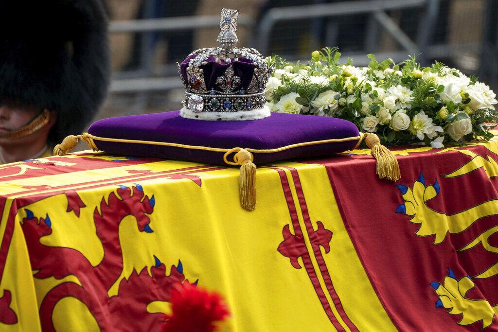 Cancelan vuelos por el funeral de la Reina Isabel II en aeropuerto de Londres