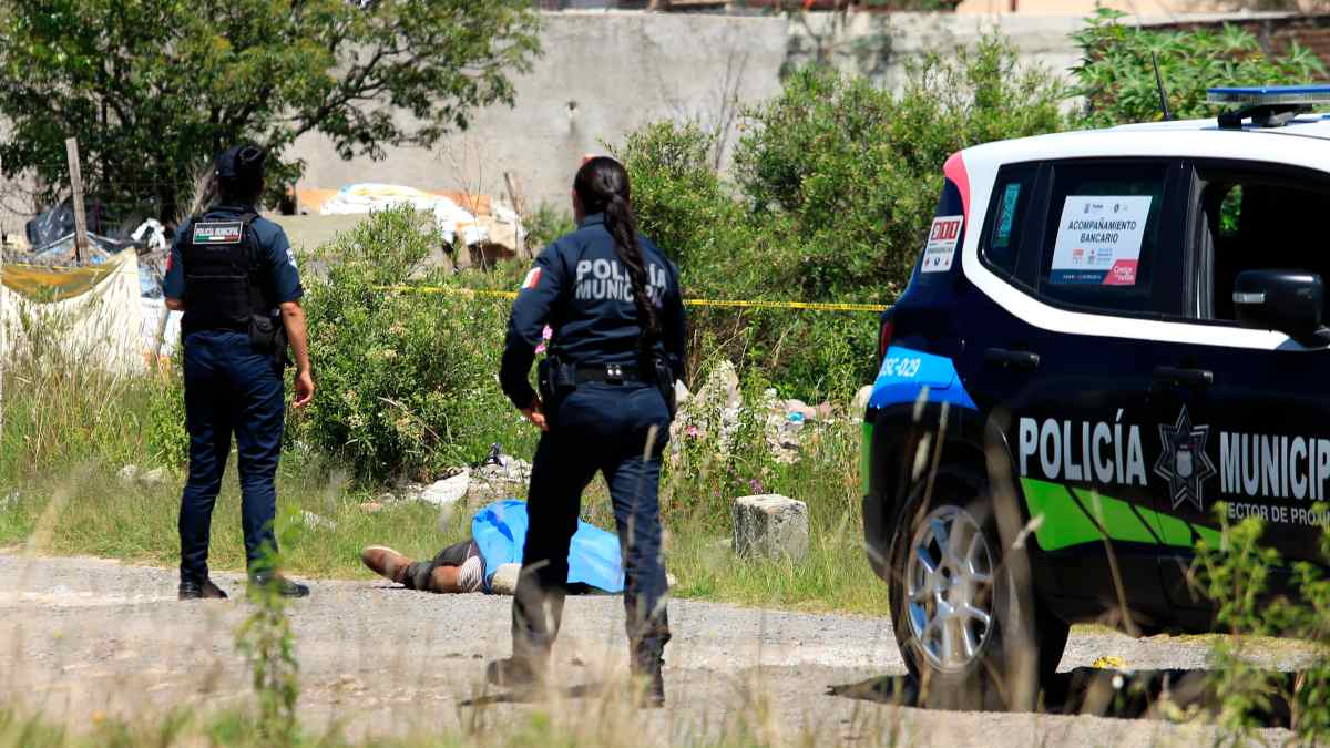 Encuentran cadáver de hombre en las calles de San Aparicio