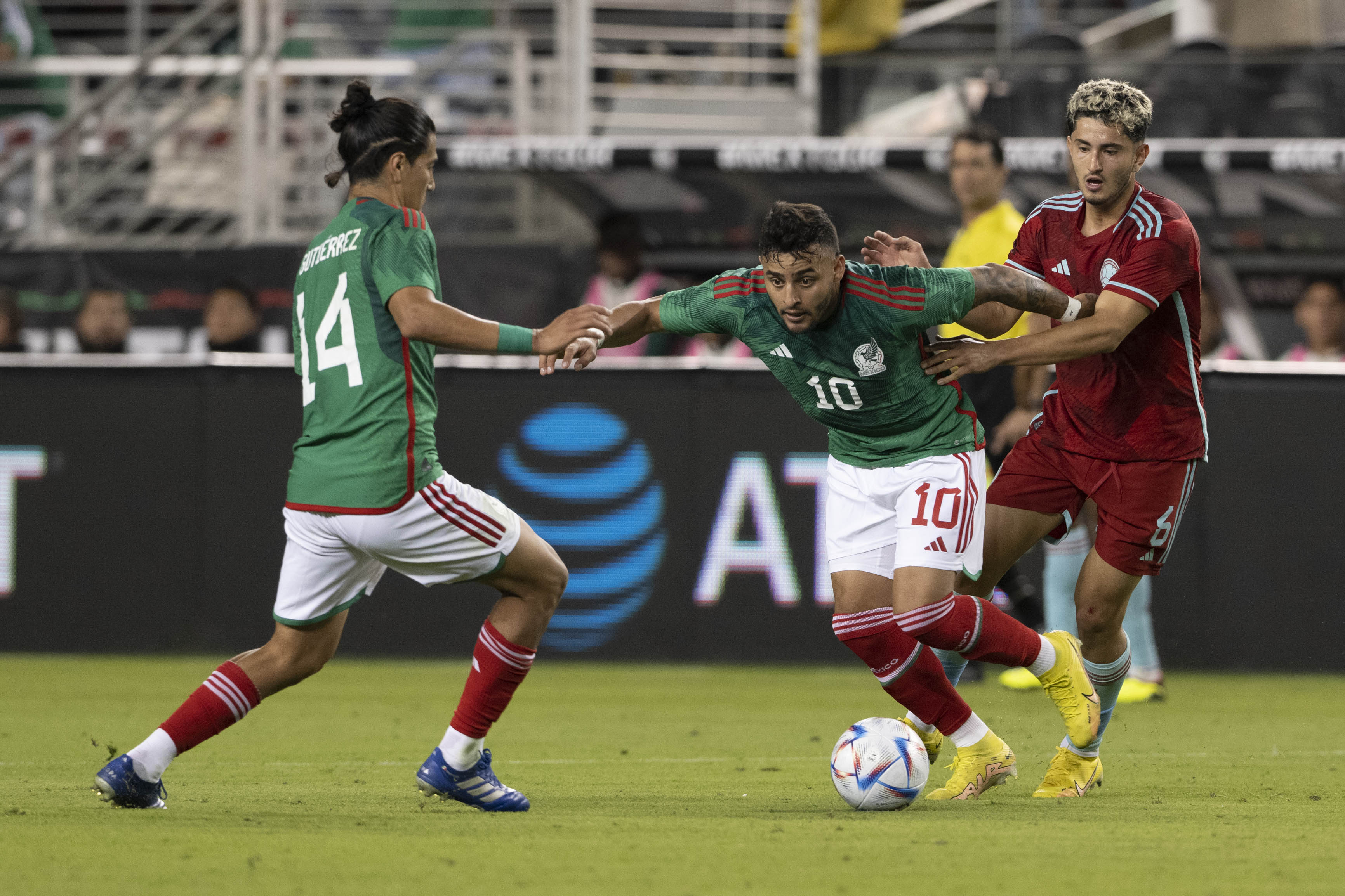 Vergonzosa derrota de México ante Colombia 