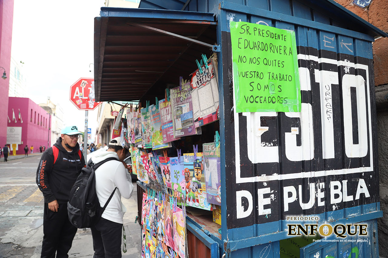 Se mantendrán condiciones de trabajo para vendedores en casetas de periódicos: Eduardo Rivera