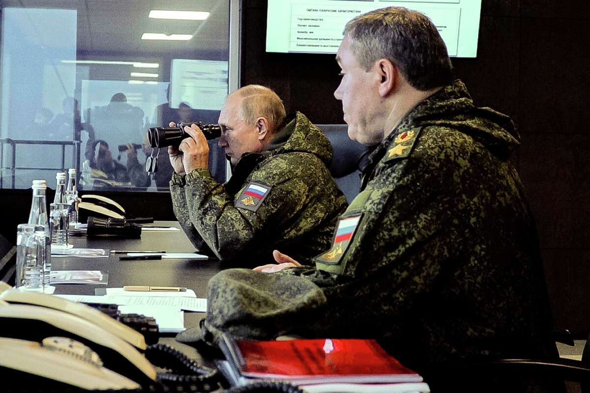 Viaja Putin al oriente de Rusia para inspeccionar fin de maniobras militares con China