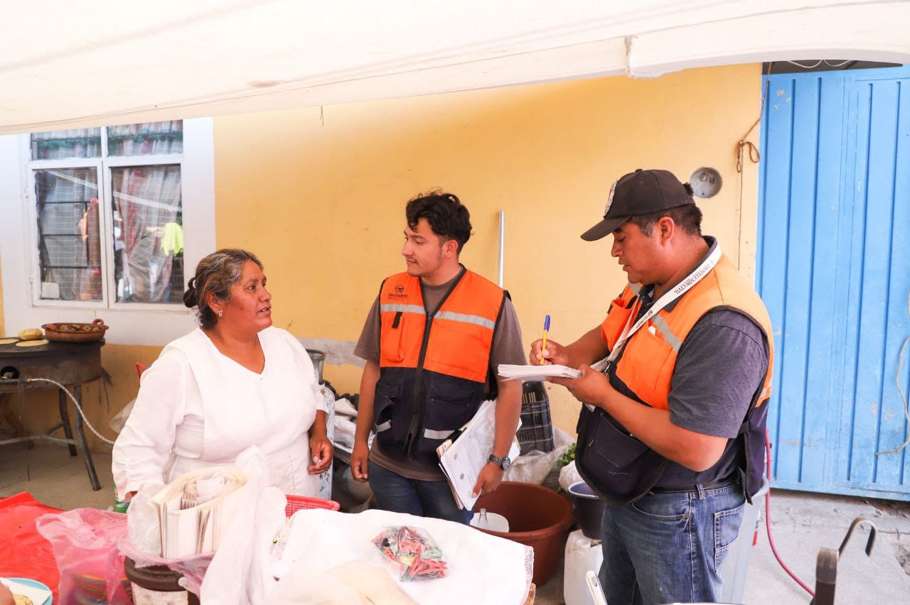 Supervisan gobiernos de San Andrés y San Pedro Cholula normativa de PC en tianguis de Lázaro Cárdenas